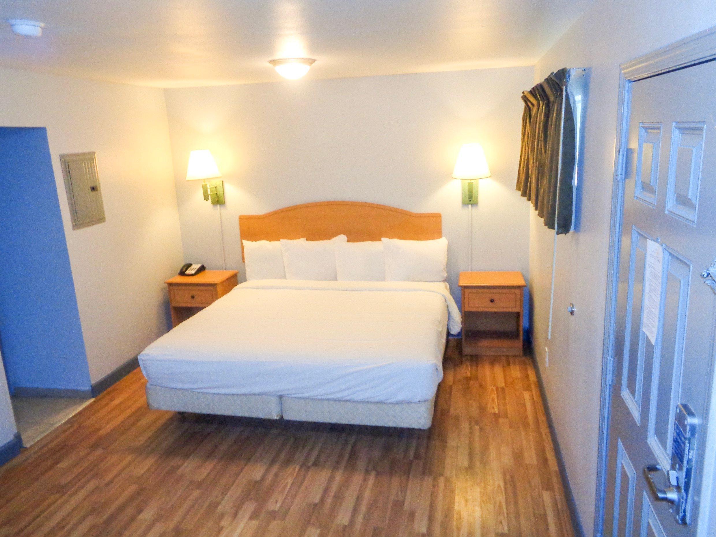 Oyo Hotel Midland Luaran gambar